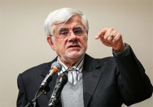 معاون اول رئیس‌جمهور: وزارت نیرو و صمت باید تولید برق از انرژی‌های تجدیدپذیر را با جدیت پیگیری کنند