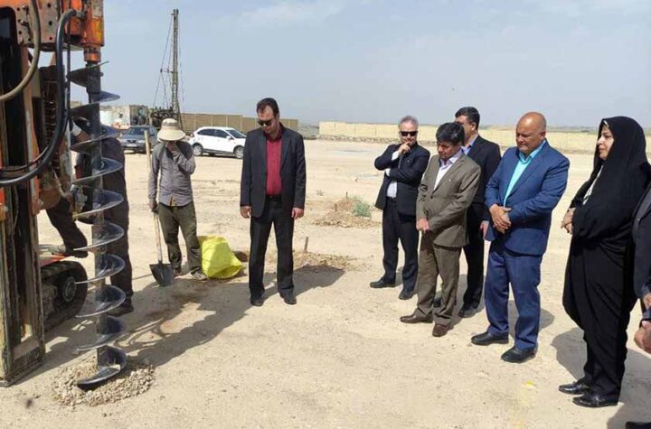بزرگ‌ترین نیروگاه خورشیدی مشهد تا ۳ ماه آینده وارد مدار می‌شود