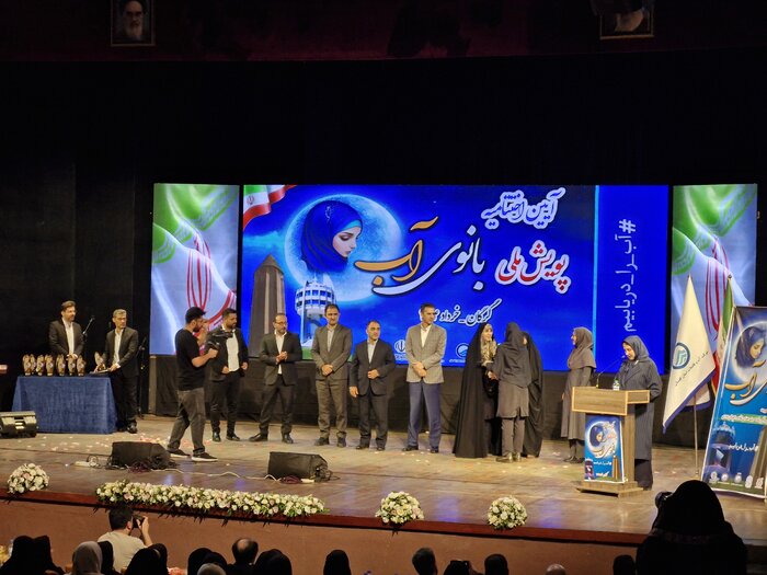 سرانه آب تجدیدپذیر کشور از 7 هزار متر مکعب در سال‌های گذشته به کمتر از هزار و ۵۰۰ متر مکعب کاهش یافته است