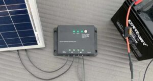 شارژکنترلر چیست؟ | تفاوت شارژکنترلرهای MPPT و PWM