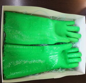 تولید دستکش عایق شبکه فشار متوسط از ضایعات میگو