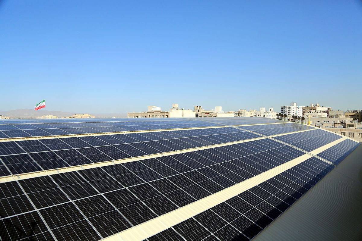 توسعه نیروگاههای خورشیدی در تهران