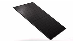 مگاسول از پنل خورشیدی ضدبازتاب نور با طراحی نوین رونمایی کرد