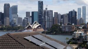 ثمره افزایش تولید انرژی خورشیدی: میلیون‌ها استرالیایی از ۲۰۲۶ برق خورشیدی رایگان دریافت می‌کنند