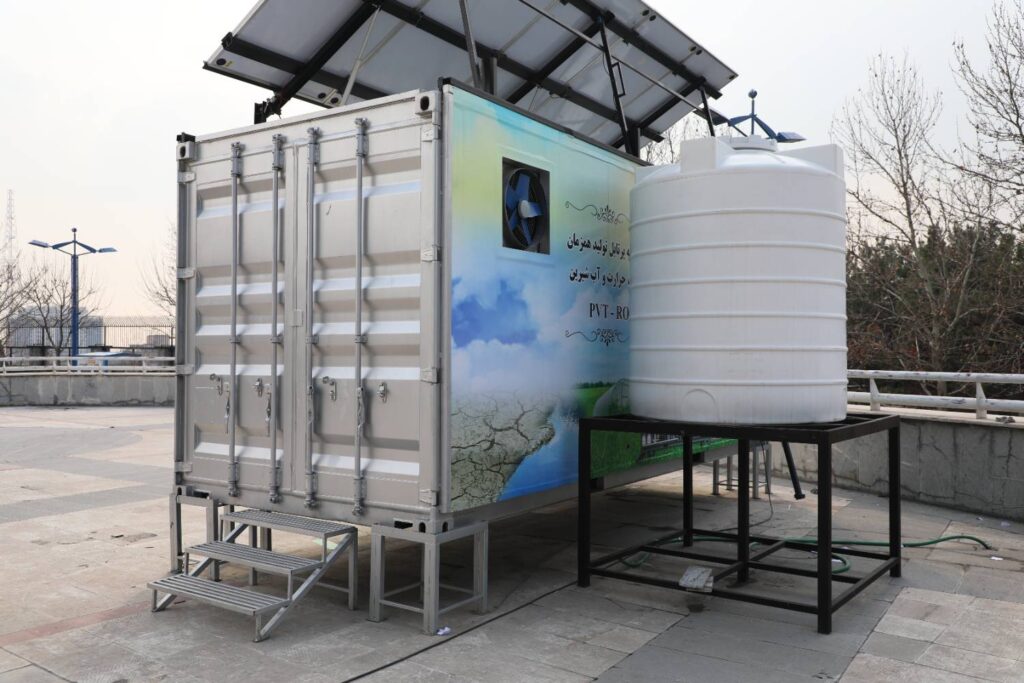 سامانه سیار آب‌شیرین‌کن خورشیدی پژوهشگاه نیرو