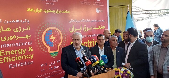 وزیر نیرو: وضعیت سوخت نیروگاه‌ها مناسب است و در زمستان خاموشی نداریم