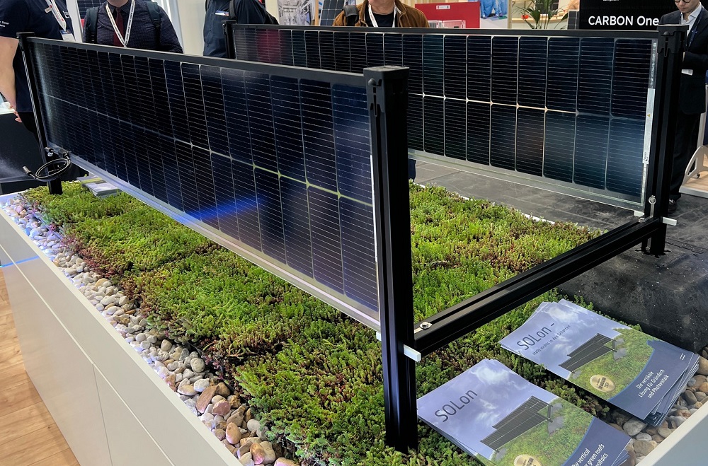 فاصله ۸ متری بین ردیف‌های پنل‌های خورشیدی عمودی، بازده سیستم‌های اگری‌ولتائیک را تضمین می‌کند