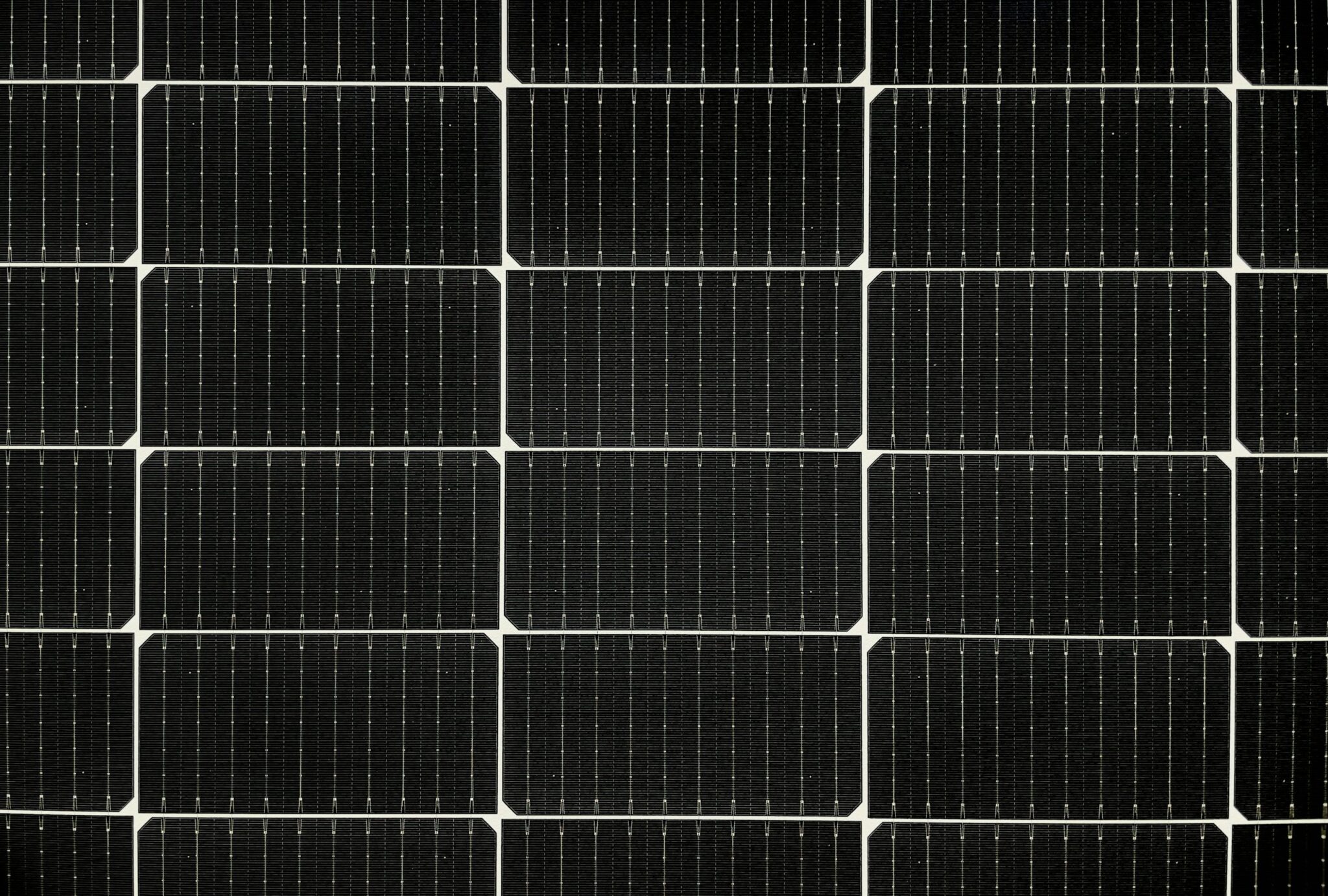 آلفا سولار و آسترونرژی واحد تولید پنل خورشیدی در ترکیه احداث میکنند