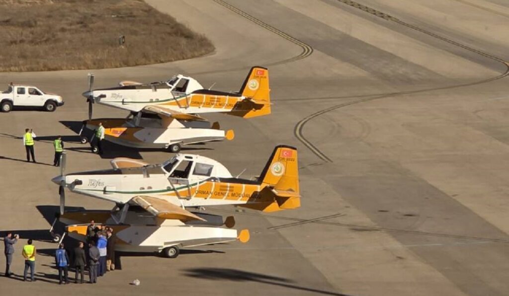 هواپیماهای آبپاش ترکیهای وارد ایران شدند