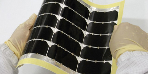 شارپ پنل خورشیدی ورقهای سبک و منعطف مناسب کاربردهای فضایی تولید میکند