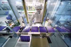 ترینا سولار رکورد جدیدی در بازده سلول‌های خورشیدی تاندم ثبت کرد