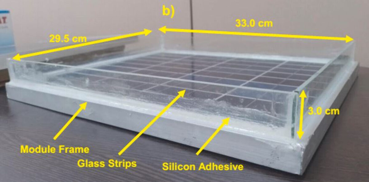 خنکسازی پنلهای خورشیدی با آب دریا