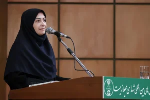 ممنوعیت استفاده از ظروف یک‌بارمصرف پلاستیکی و چاپ بنر در سازمان محیط زیست