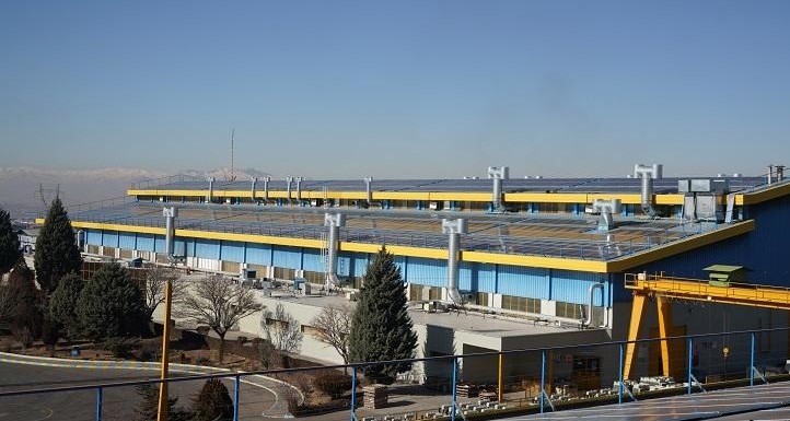 نیروگاه خورشیدی ۳ مگاواتی سقفی صنعتی در زنجان به بهره‌برداری رسید