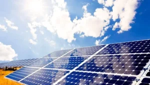 ۱۲ مگاوات نیروگاه خورشیدی دولتی در استان قزوین وارد مدار شد