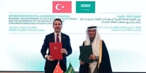 عربستان ۲ میلیارد دلار پروژه خورشیدی در ترکیه می‌سازد