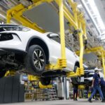 تسلط چین بر بازار فناوری‌های پاک: افزایش صادرات خودروهای برقی به سراسر جهان